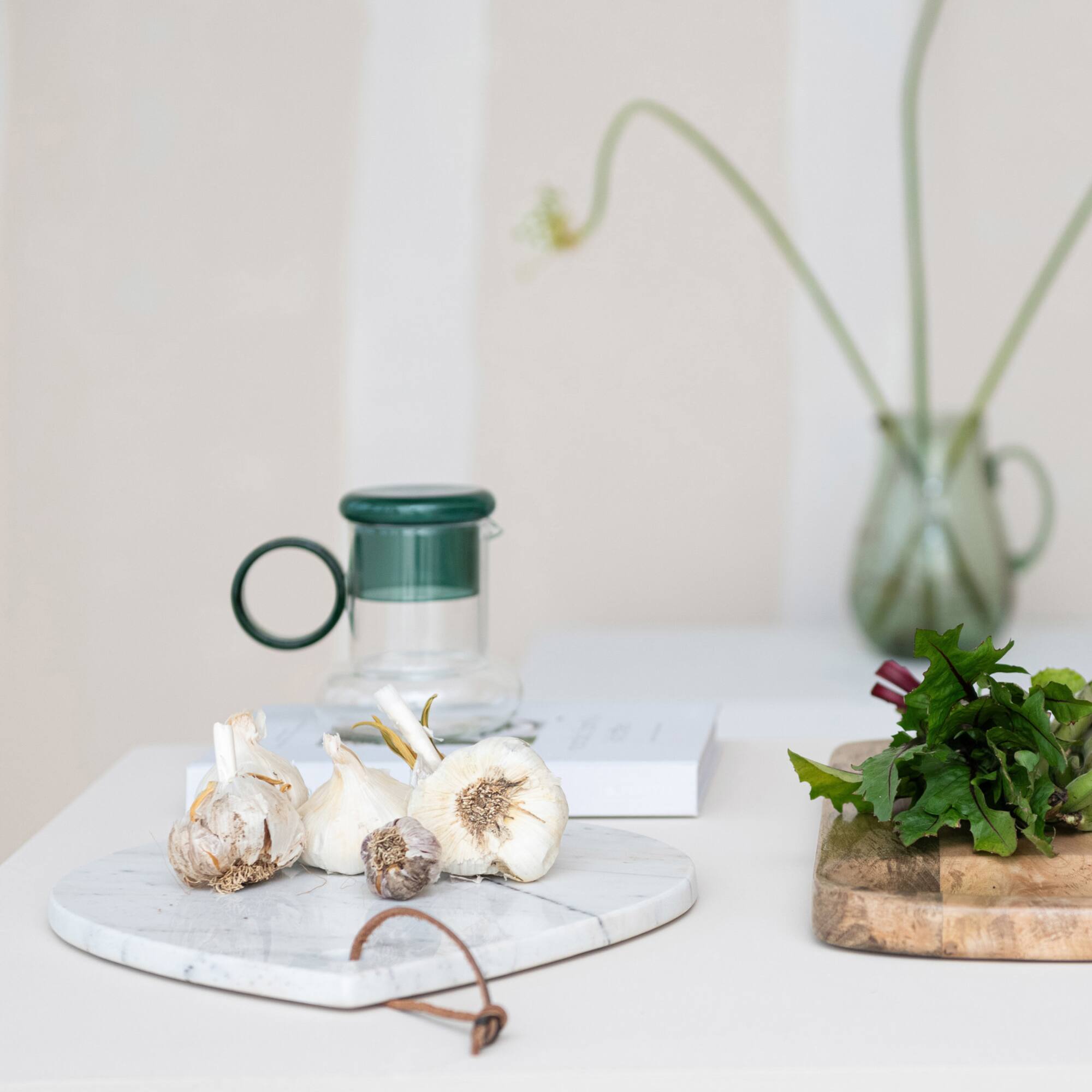 Hello Honey® 14" White Mélange Marble Board with Handle